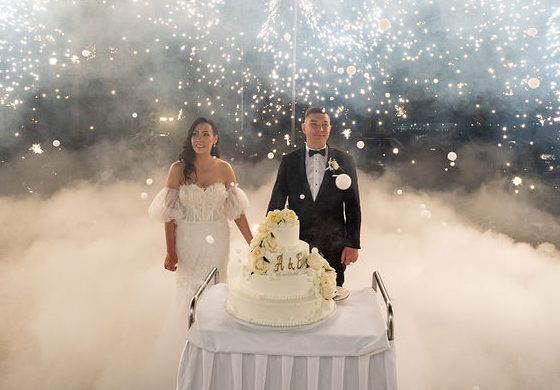 Candid moment of Ewelina and Adrian laughing on their wedding day